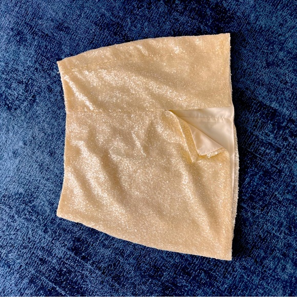 Amanda Uprichard sequins mini M - Picture 2 of 4